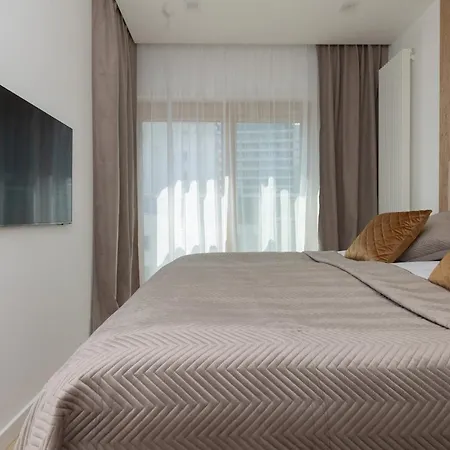 Mennica Deluxe Center By Renters Prestige Apartament