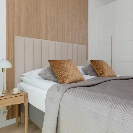 Mennica Deluxe Center By Renters Prestige *